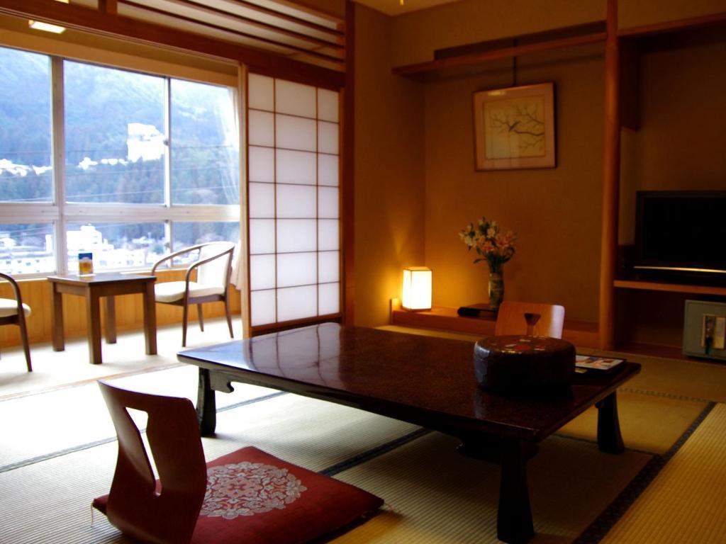 Gero Onsen Fugaku Hotel Стая снимка